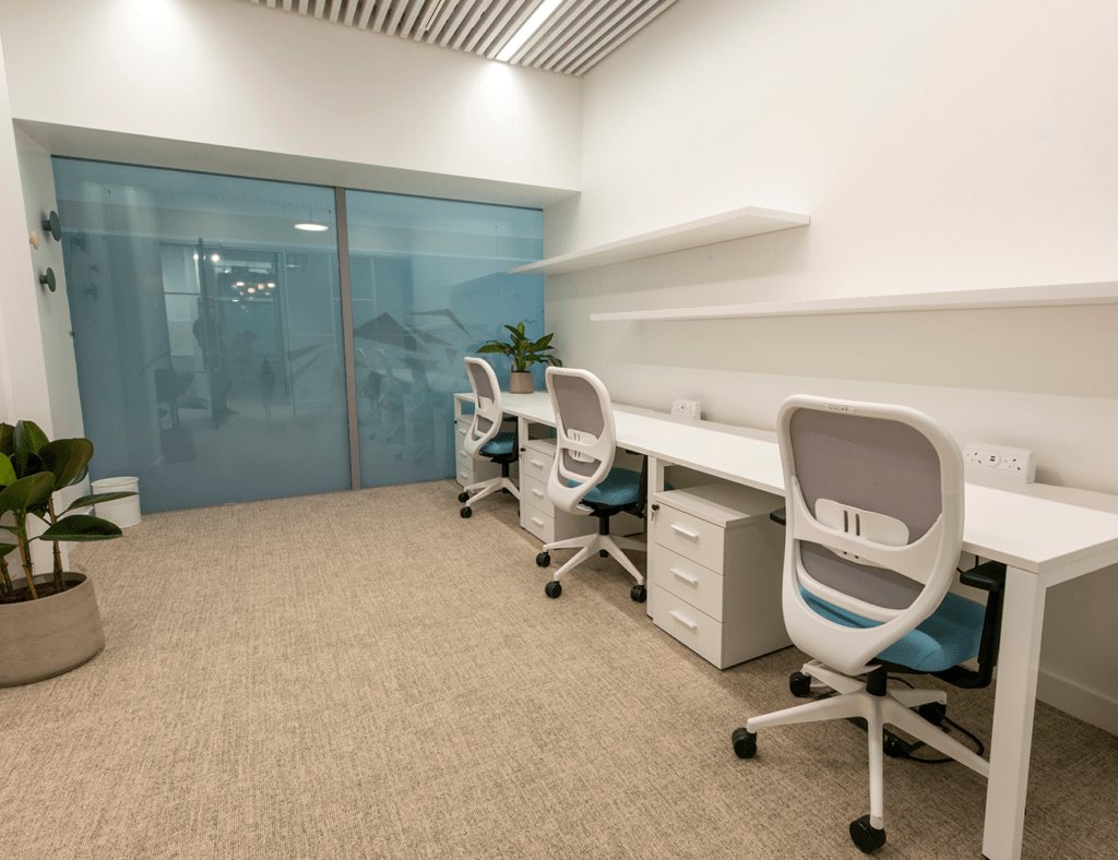 Qme-workspace-gallery-image-office-1